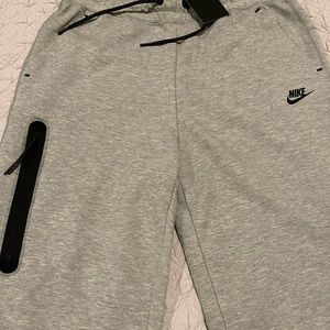 Nike tech fleece pants